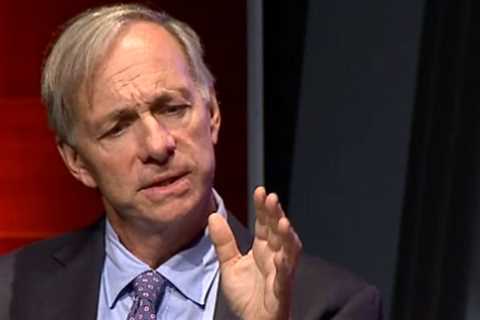 Billionaire investor Ray Dalio slams cash and bonds, warns bitcoin could be banned, and cautions..