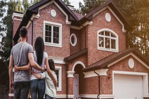 How Much Money Should I Save Before Buying a House for the First Time?