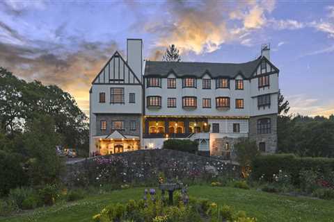 Experience the Charm of Northern California's Historic Inns & Suites